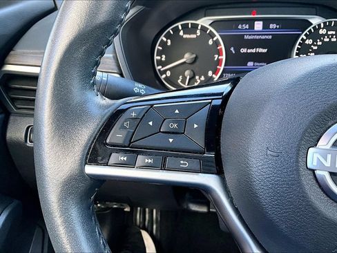 Used 2024 Nissan Altima 2.5 SV w/ SV Premium Package AWD/4WD image 12