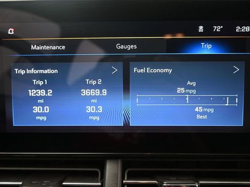 Used 2025 Chevrolet Trax LT FWD image 30