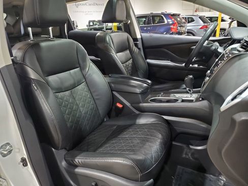Used 2019 Nissan Murano Platinum w/ Cargo Package image 13