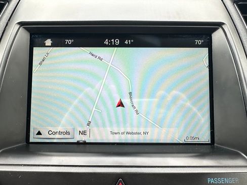Used 2016 Ford Taurus Limited w/ Equipment Group 301A AWD/4WD image 5