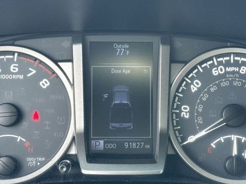 Used 2019 Toyota Tacoma Limited image 16