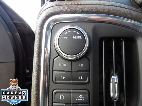 Used 2023 GMC Sierra 2500 Denali w/ Denali Black Diamond Edition image 29