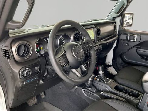 Used 2023 Jeep Wrangler Unlimited w/ Cold Weather Group AWD/4WD image 12