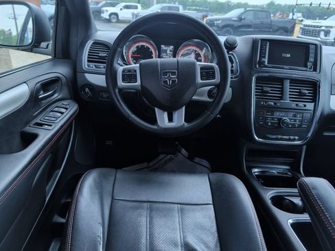 Used 2013 Dodge Grand Caravan R/T w/ Driver Convenience Group FWD image 2