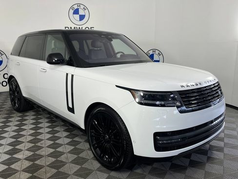 Used 2023 Land Rover Range Rover Long Wheelbase SE AWD/4WD image 1