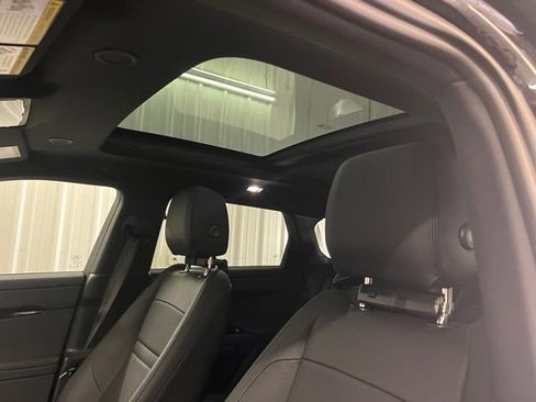 Used 2026 Land Rover Range Rover Evoque Dynamic SE AWD/4WD image 30