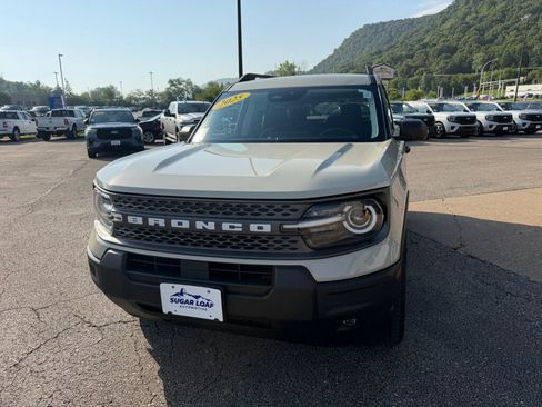 Used 2025 Ford Bronco Sport Big Bend w/ Convenience Package AWD/4WD image 2