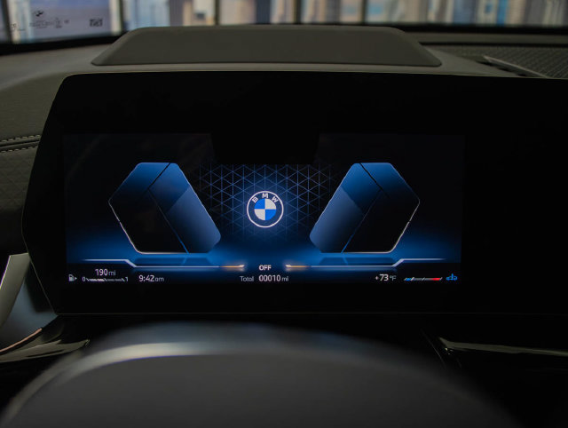 Used 2027 BMW X2 xDrive28i AWD/4WD image 17
