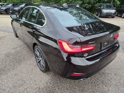 Used 2020 BMW 330i xDrive Sedan w/ Convenience Package AWD/4WD image 3