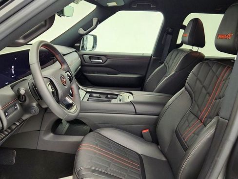 Used 2025 Nissan Armada PRO-4X AWD/4WD image 21