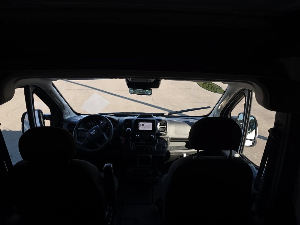 Used 2025 RAM ProMaster 2500 w/ Safety Group FWD image 13