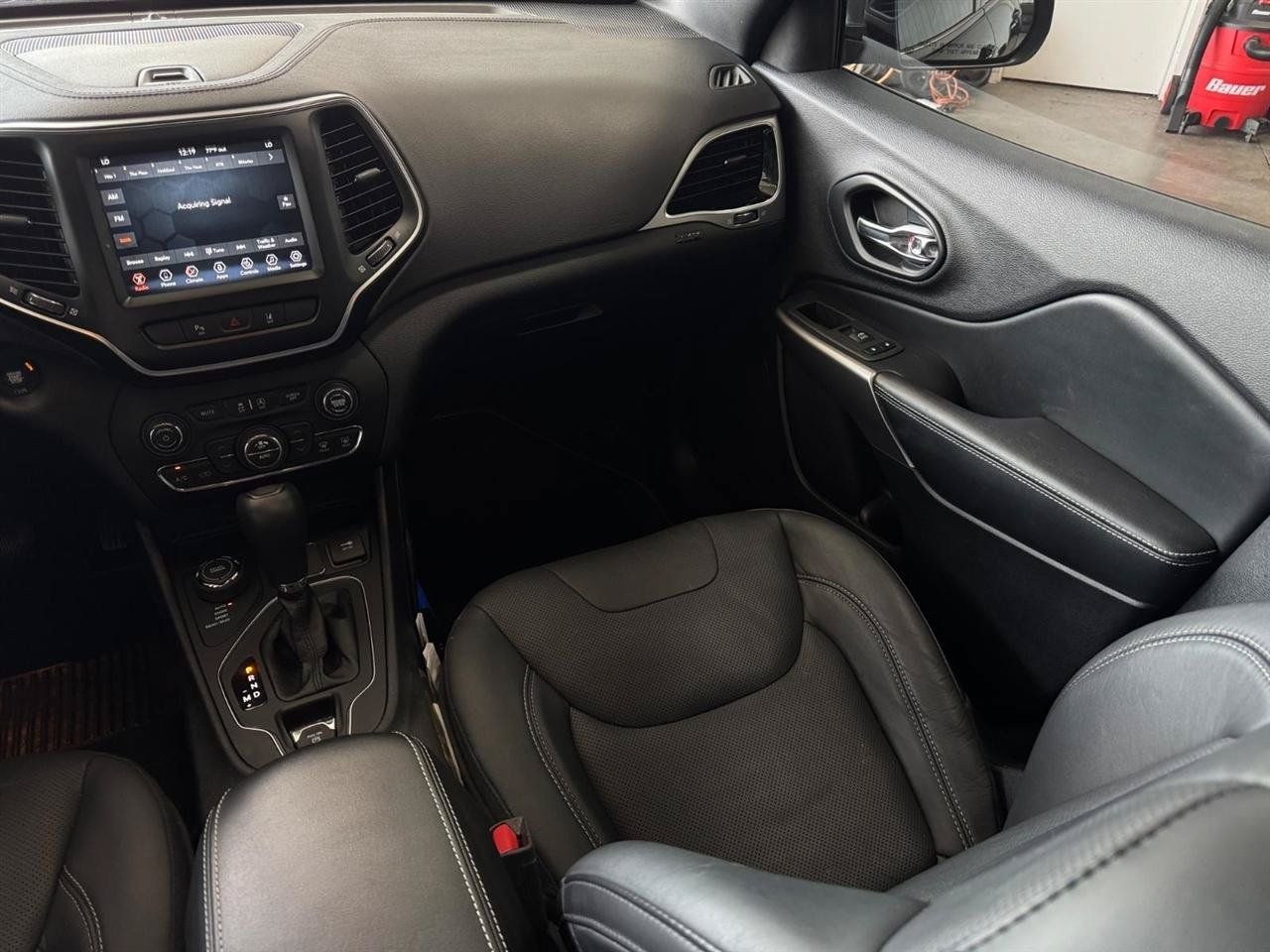 Used 2021 Jeep Cherokee Latitude Lux 80th Anniv w/ Quick Order Package 26U 80TH AWD/4WD image 6