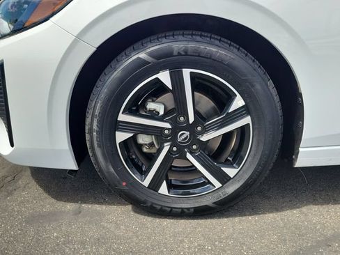 Used 2024 Nissan Sentra SV FWD image 26