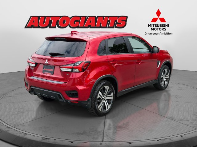 Used 2023 Mitsubishi Outlander Sport SE AWD/4WD image 2