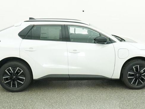 New 2026 Toyota bZ FWD image 33