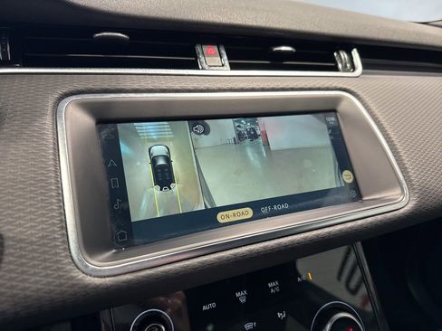 Used 2021 Land Rover Range Rover Evoque S image 18