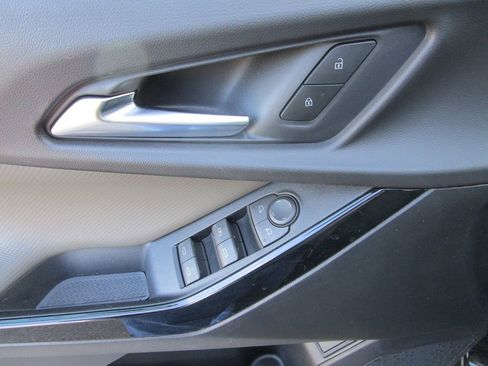 New 2026 Chevrolet Equinox LT w/ Convenience Package II image 26