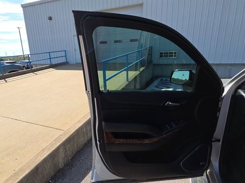 Used 2020 Chevrolet Tahoe Premier w/ Max Trailering Package image 7