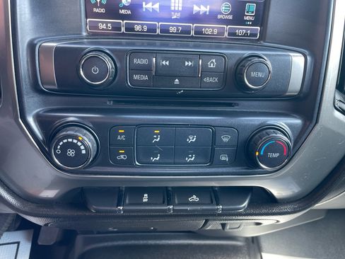 Used 2019 Chevrolet Silverado 1500 LT image 19