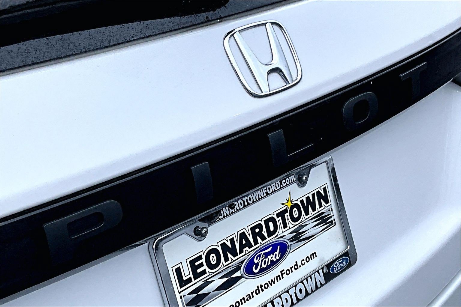 Used 2025 Honda Pilot Elite image 34