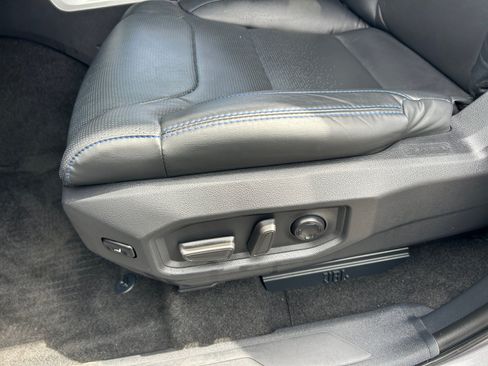 Used 2024 Toyota Tundra Platinum AWD/4WD image 14