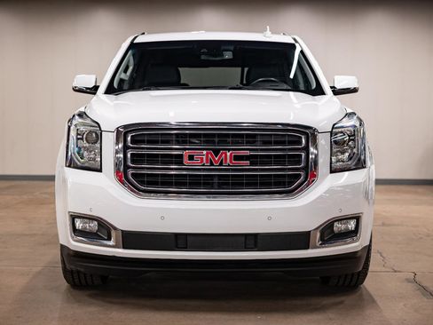 Used 2019 GMC Yukon XL SLT AWD/4WD image 5