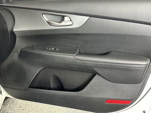 Used 2019 Kia Forte LXS image 34