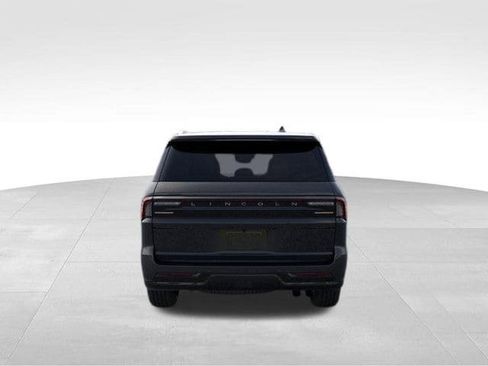 New 2026 Lincoln Navigator Black Label AWD/4WD image 5