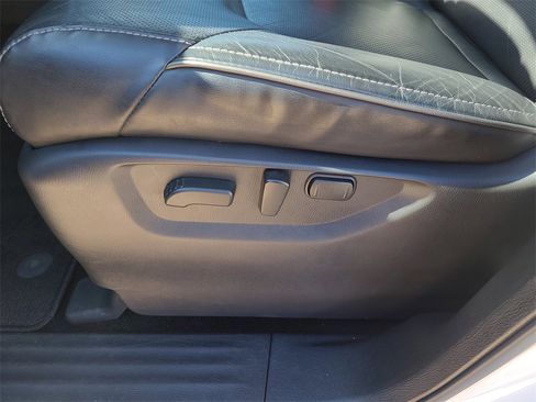 Used 2024 INFINITI QX80 Luxe image 21