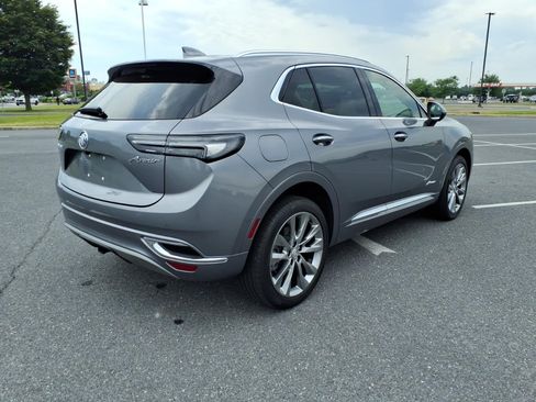 Certified 2022 Buick Envision Avenir w/ Technology Package II AWD/4WD image 4