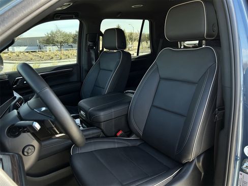 Certified 2025 Chevrolet Tahoe Premier image 24