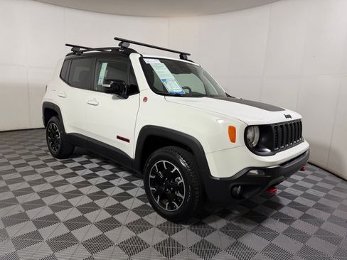 Used 2023 Jeep Renegade Trailhawk w/ Trailhawk Elite Group image 6