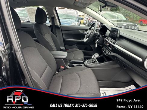 Used 2020 Kia Forte LXS FWD image 26