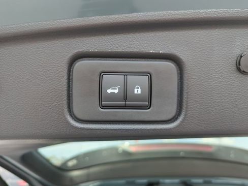 New 2026 Nissan Pathfinder SL FWD image 18