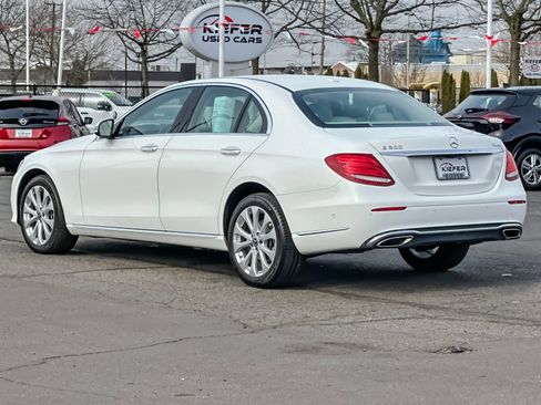 Used 2018 Mercedes-Benz E 300 4MATIC image 6