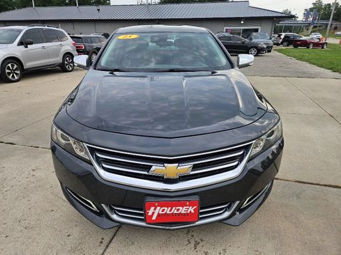 Used 2015 Chevrolet Impala LTZ FWD image 2