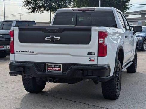 Used 2025 Chevrolet Silverado 1500 ZR2 w/ ZR2 Bison Edition AWD/4WD image 4