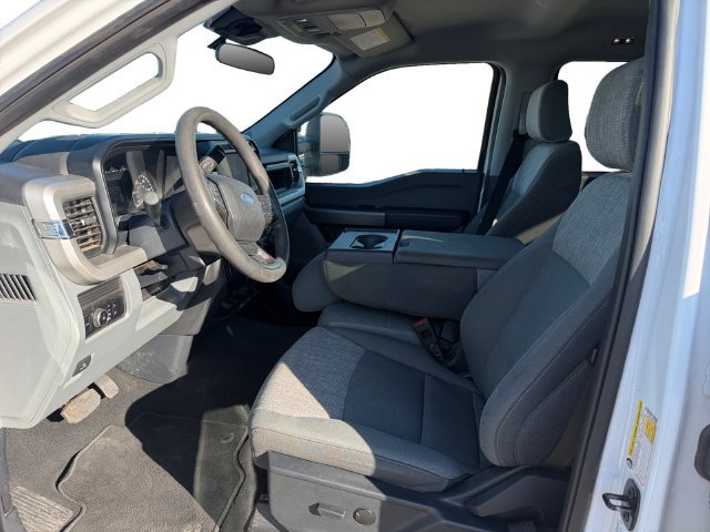 Used 2025 Ford F250 XLT AWD/4WD image 9