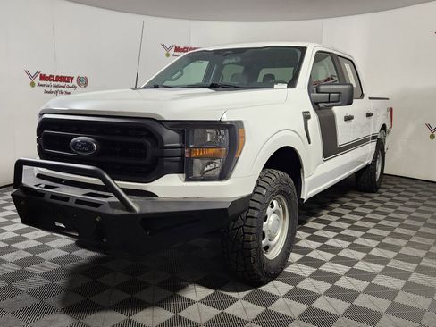 Used 2023 Ford F150 XL w/ Trailer Tow Package image 4