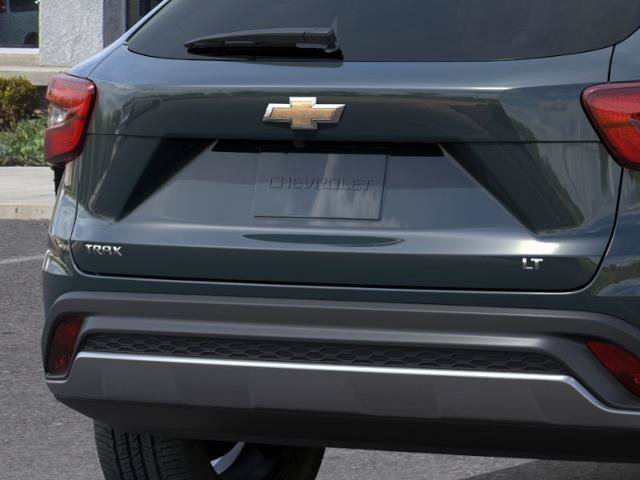 New 2026 Chevrolet Trax LT w/ LT Convenience Package FWD image 14