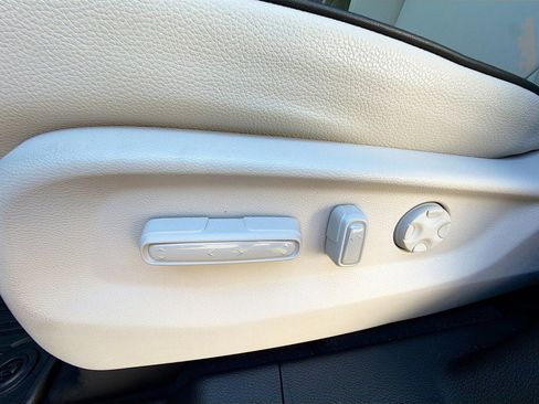 Used 2026 Honda Odyssey Touring image 12