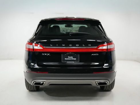 Used 2016 Lincoln MKX Reserve w/ Climate Package image 11
