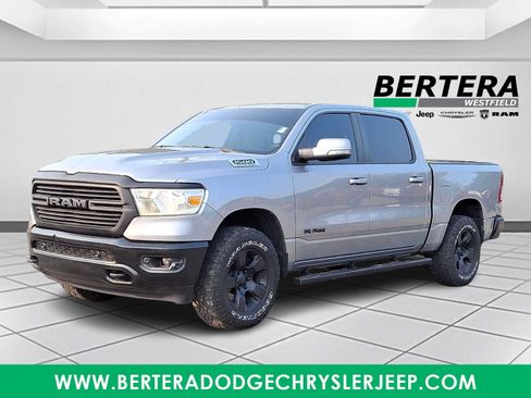 Used 2021 RAM 1500 Big Horn AWD/4WD image 3