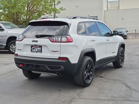 Used 2021 Jeep Cherokee Trailhawk w/ Premium Leather Package AWD/4WD image 3