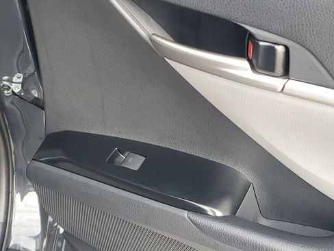 Certified 2025 Toyota Camry SE image 46