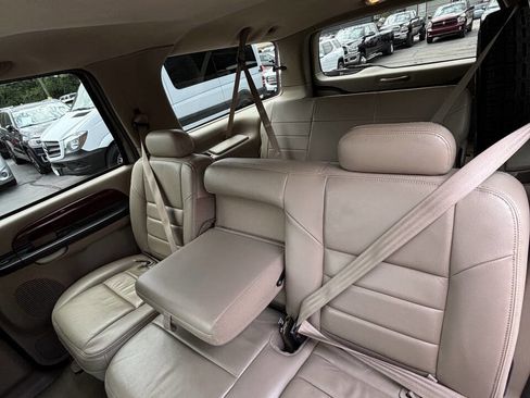 Used 2005 Ford Excursion Limited image 13