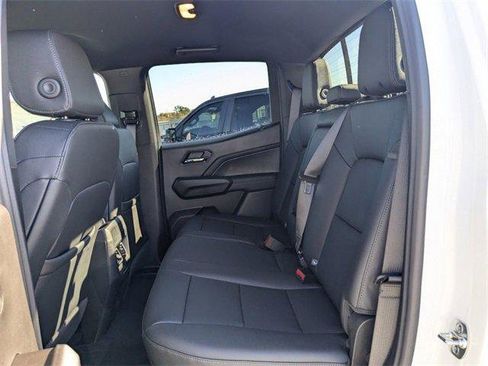 New 2025 GMC Canyon Elevation w/ Convenience Package image 16