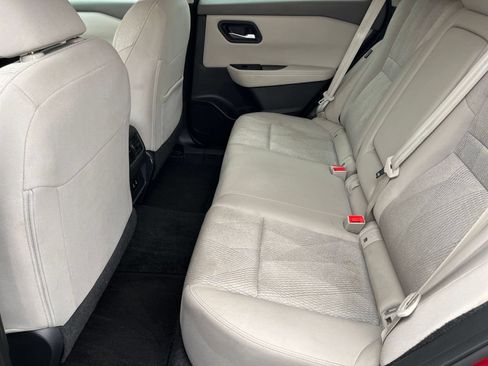 Used 2025 Nissan Rogue SV AWD/4WD image 29