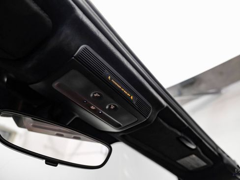 Used 2013 McLaren MP4-12C Spider image 47