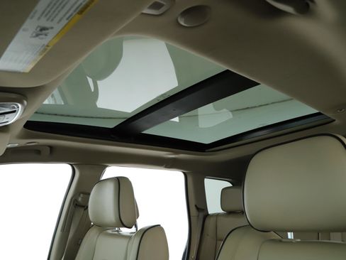 Used 2021 Jeep Grand Cherokee Overland image 5